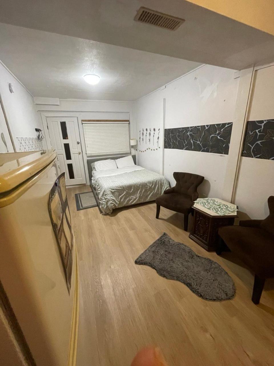 Suite In West Vancouver Εξωτερικό φωτογραφία