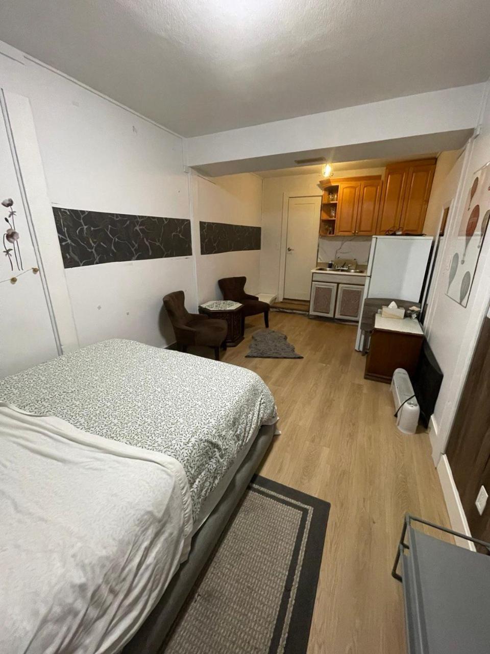 Suite In West Vancouver Εξωτερικό φωτογραφία