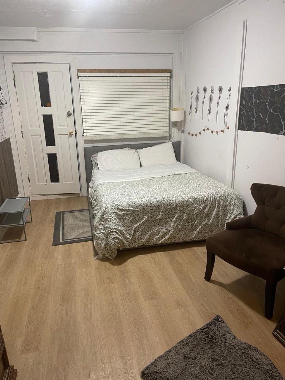 Suite In West Vancouver Εξωτερικό φωτογραφία